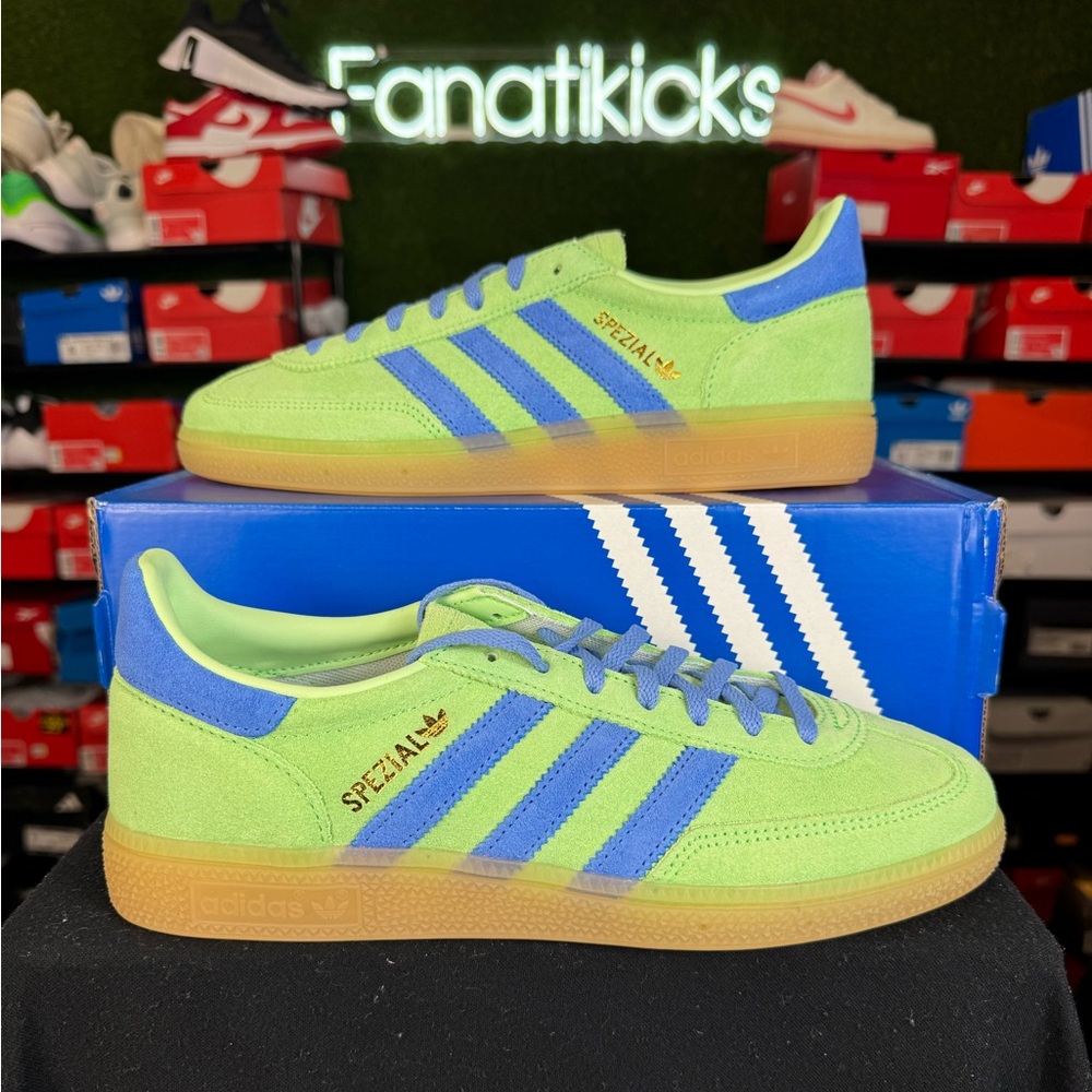 Womens Size 8.5 Adidas Handball Spezial Green Blue Gum Sneakers JR3618 NEW